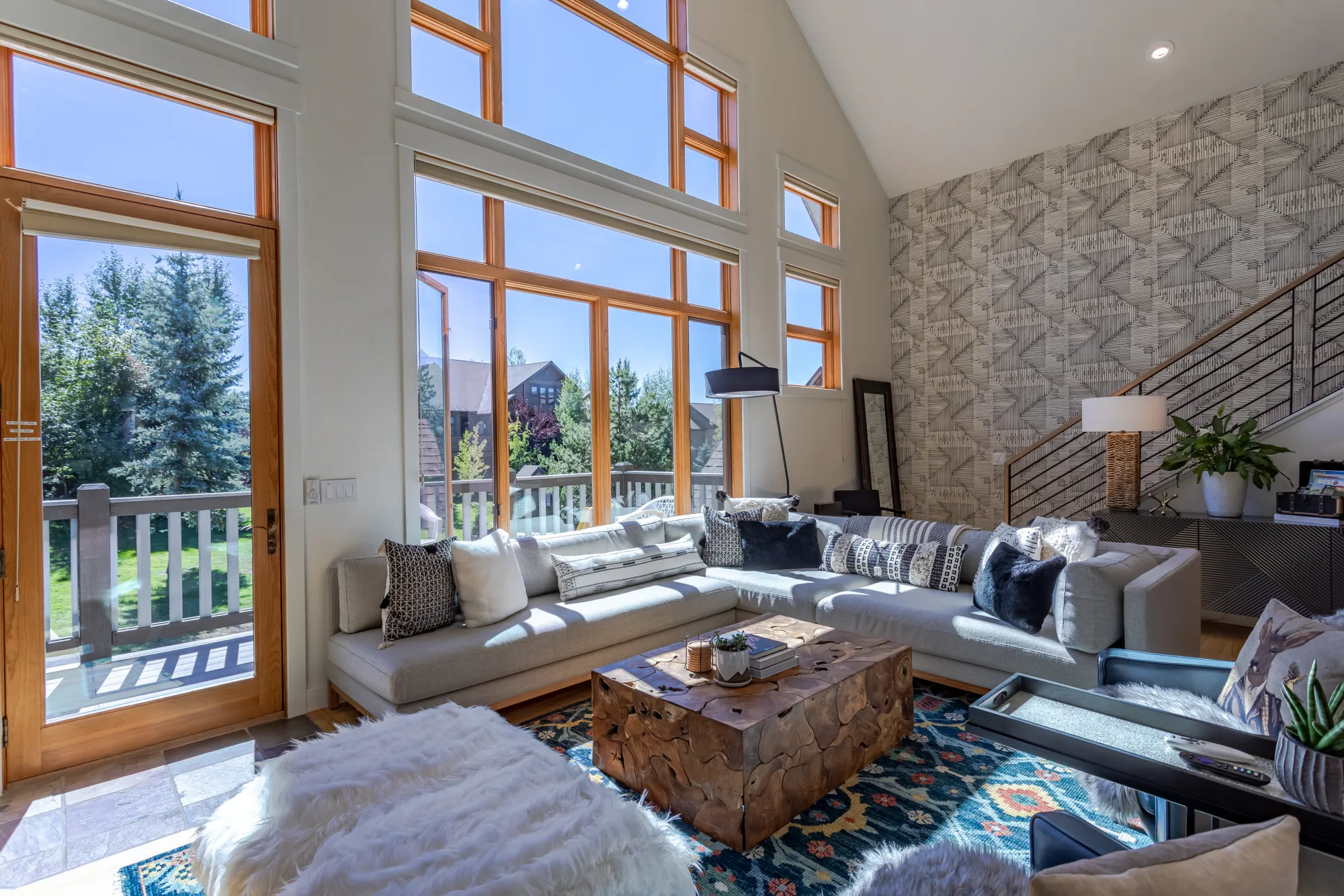 Feature wall & floating stair